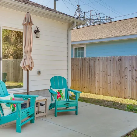 Modern Pensacola Vacation Home With Private Pool!